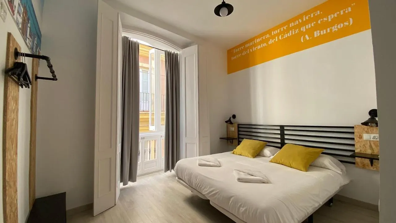 Planeta Cadiz Hostel Spain