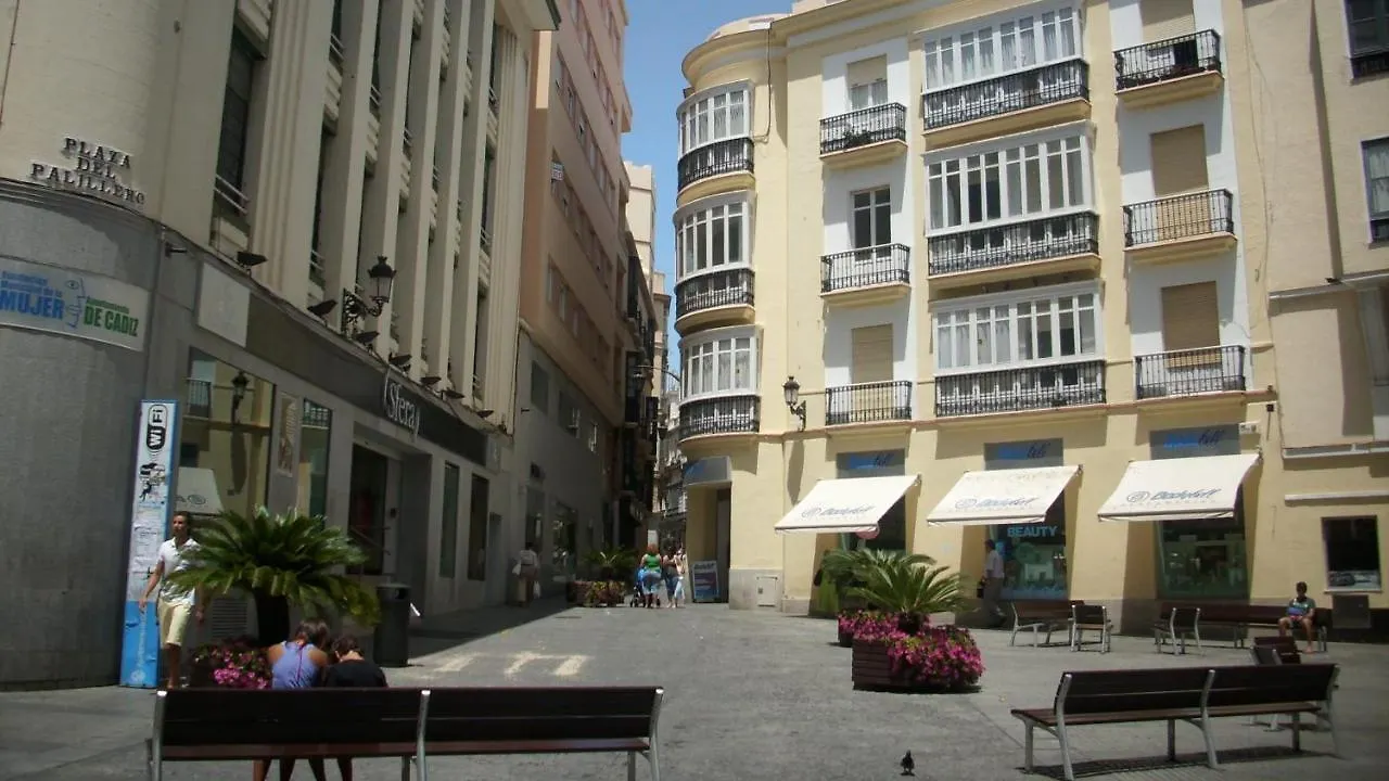Planeta Cadiz Hostel Spanien